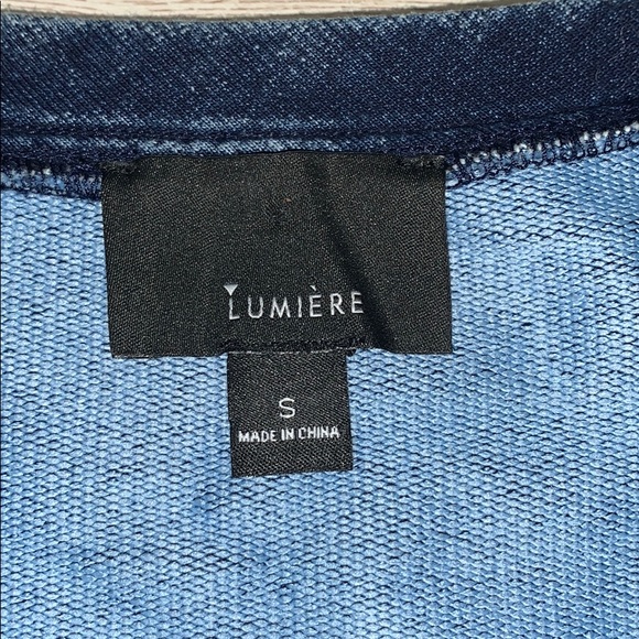 Lumiere Chambray Top - Picture 3 of 7